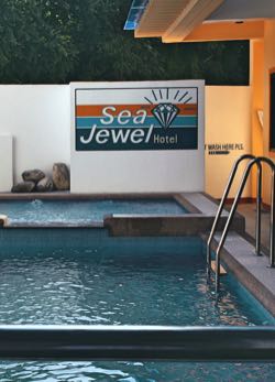 Sea Jewel Hotel Swimming Pool (new building)